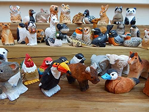 Selsela Labrador Retriever Wooden Figurine - Miniature Dog Sculpture
