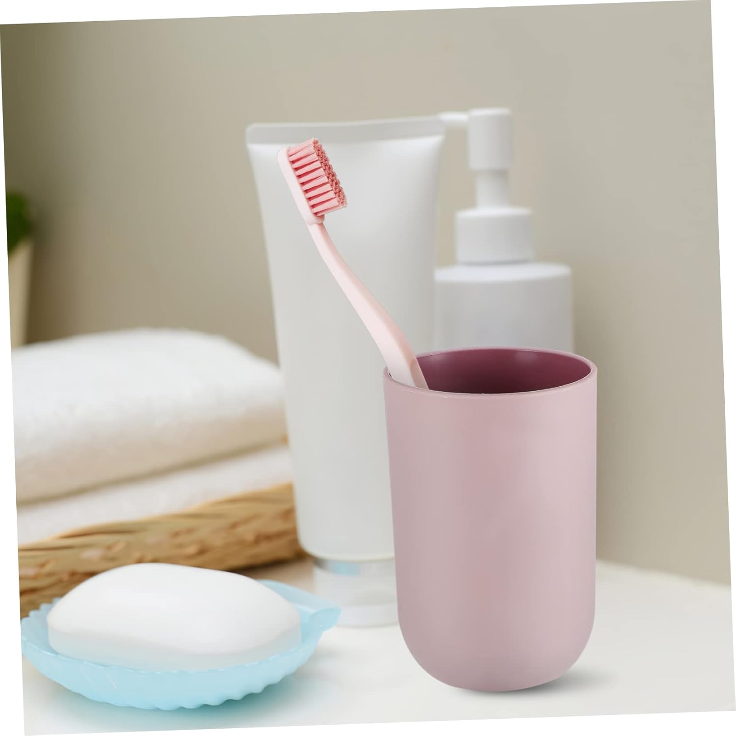 Unomor 4pcs Simple Style Toothbrush Tumblers with Curved Edges
