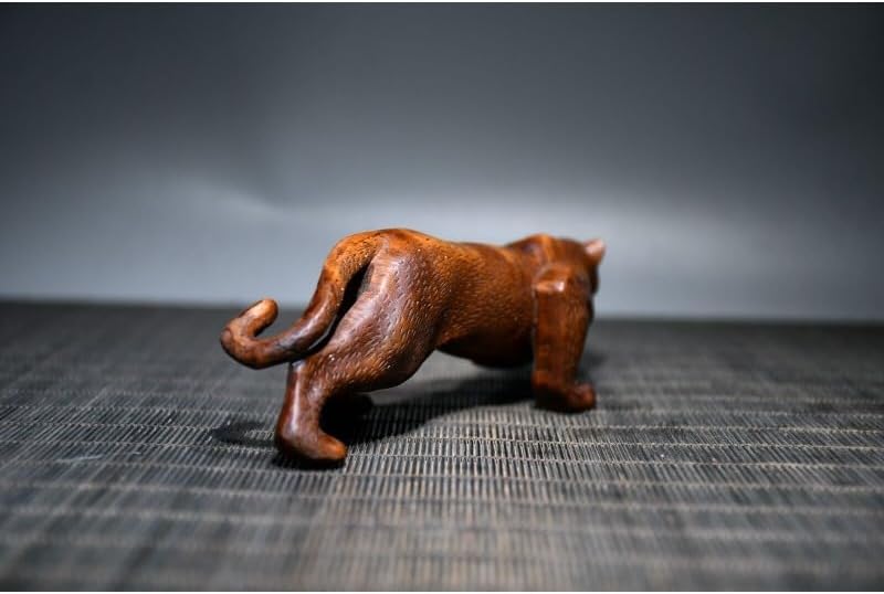 LimpaC Boxwood Sweetness Leopard Statue Handmade Decor