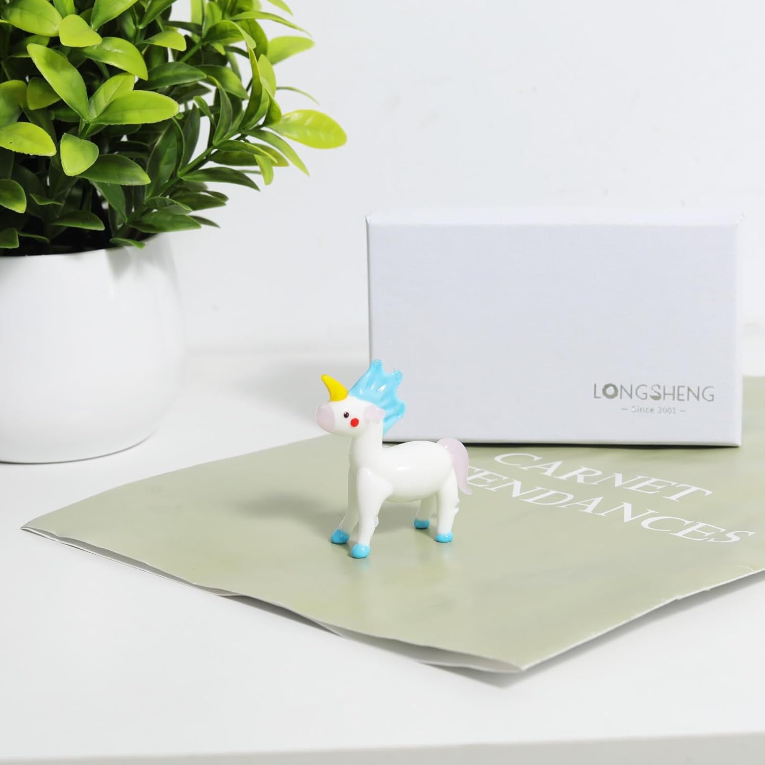 NaneTidy Unicorn Glass Figurine Mini Paperweight Office Home Decor
