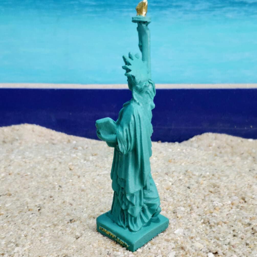 PRETYZOOM 12cm Statue of Liberty Resin Figurine