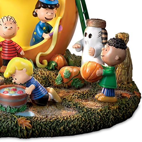 The Snoopy Peanuts Great Pumpkin Carving Party Halloween Sculpture