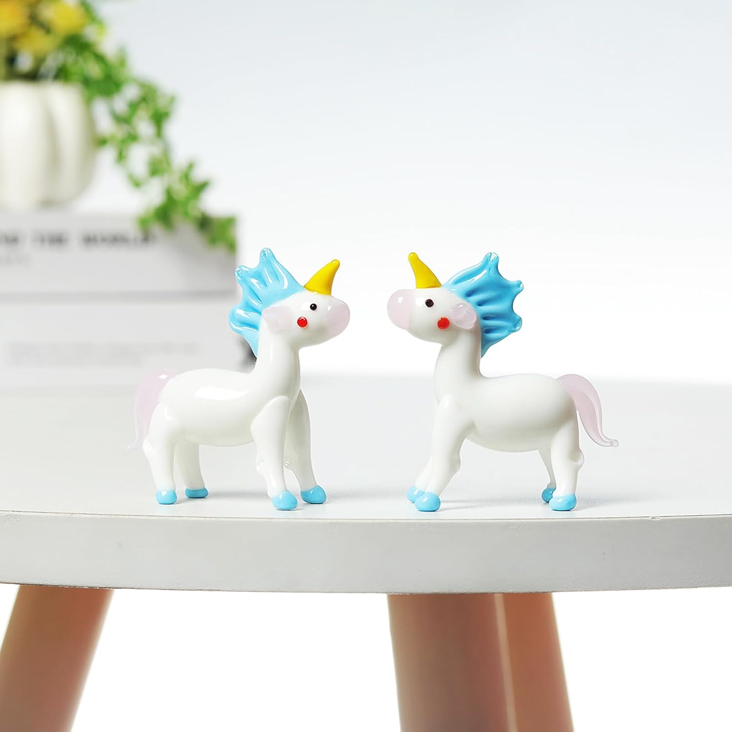 NaneTidy Unicorn Glass Figurine Mini Paperweight Office Home Decor