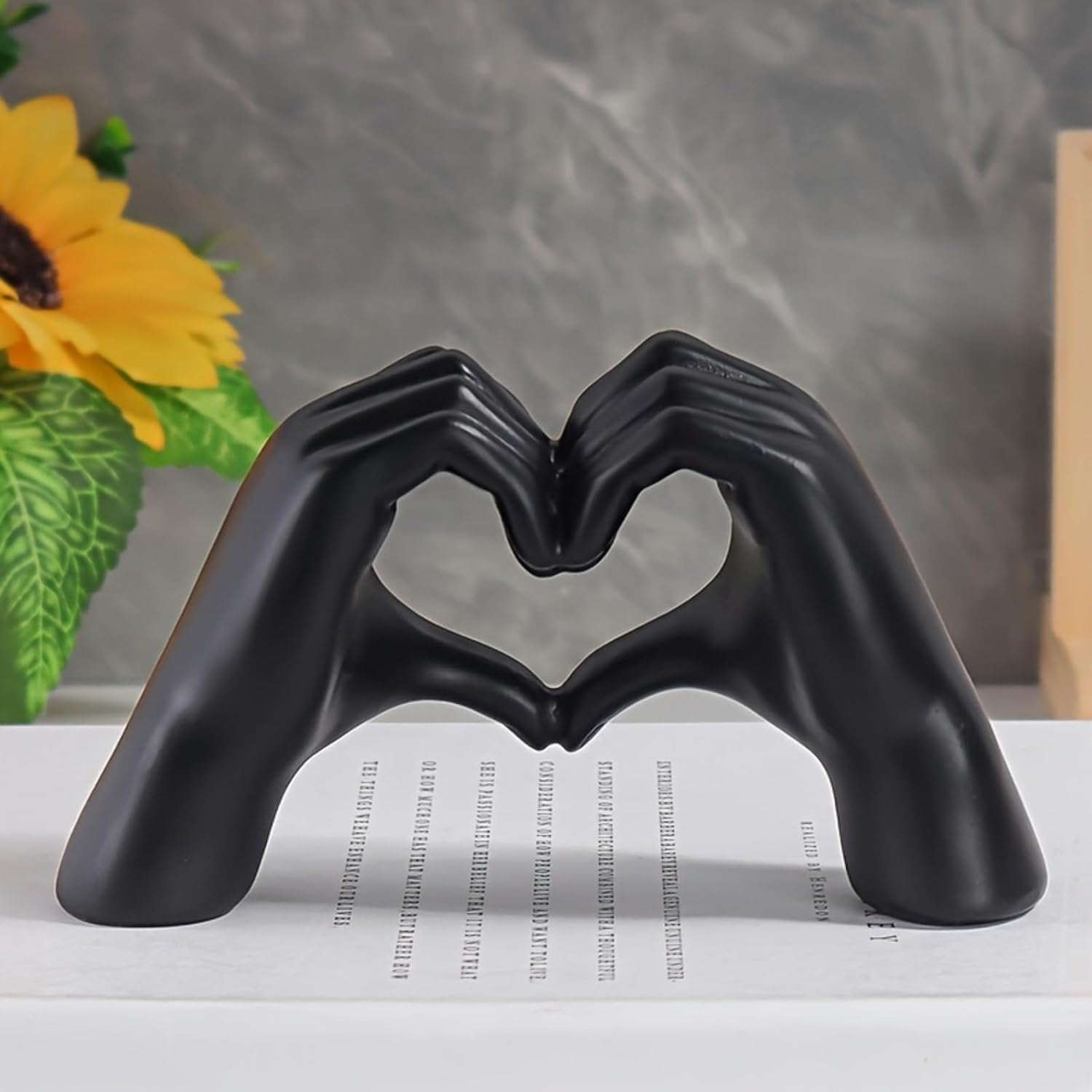 Art Deco Resin Heart Finger Sculpture Black
