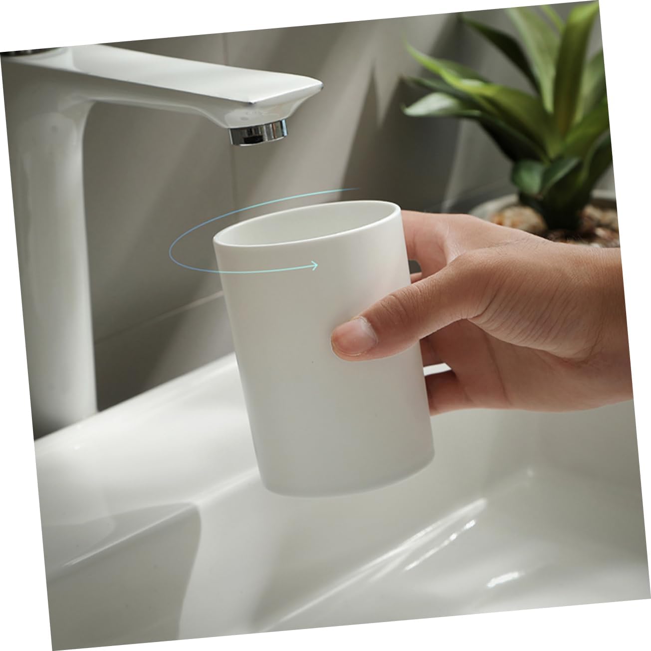 2pcs Reusable Plastic Toothbrush Cups for Bathroom