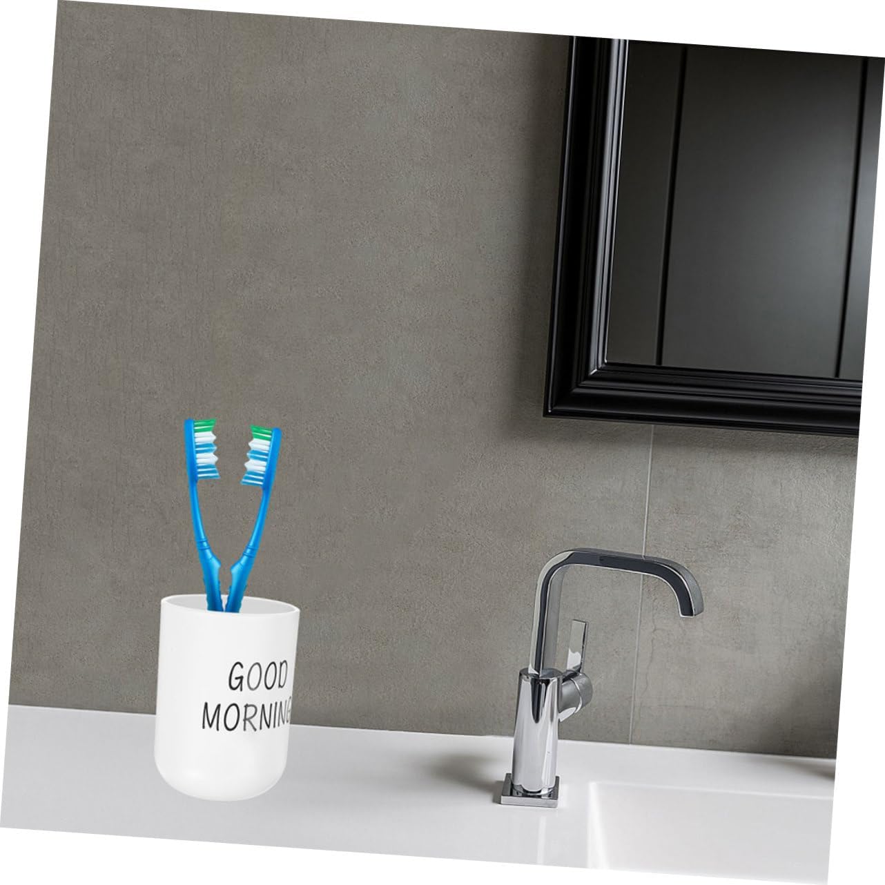 HOLIDYOYO Mouthwash Cup Holder Modern Design Plastic Toothbrush Cup Organizer