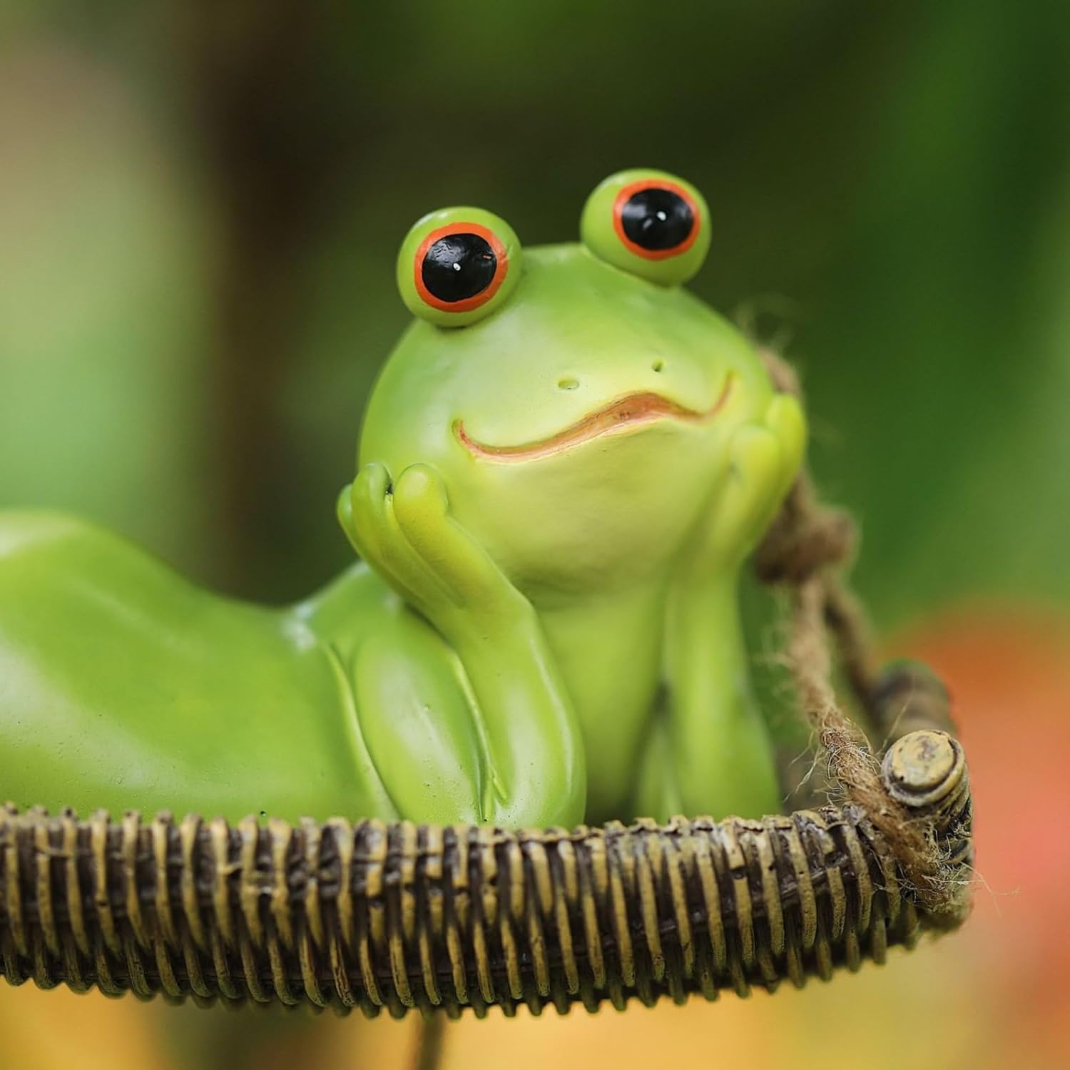 Funny Hanging Frog Statue for Home Decor