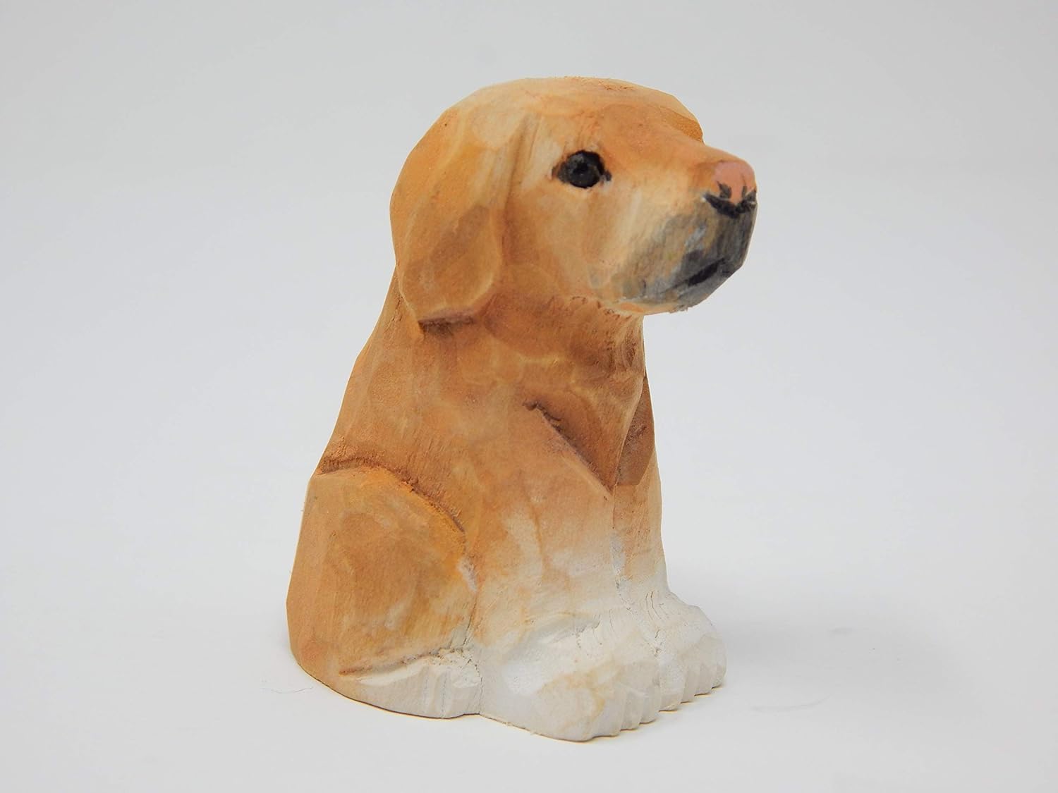 Selsela Labrador Retriever Wooden Figurine - Miniature Dog Sculpture