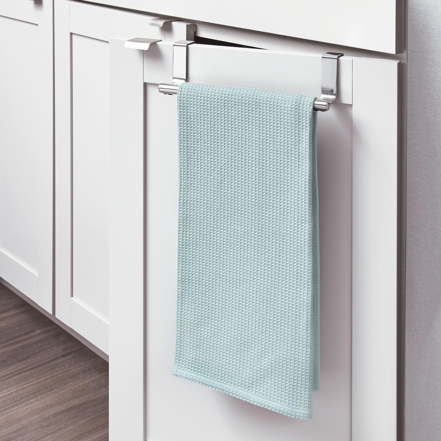 InterDesign iDesign Forma Metal Towel Rack for Kitchen and Bathroom