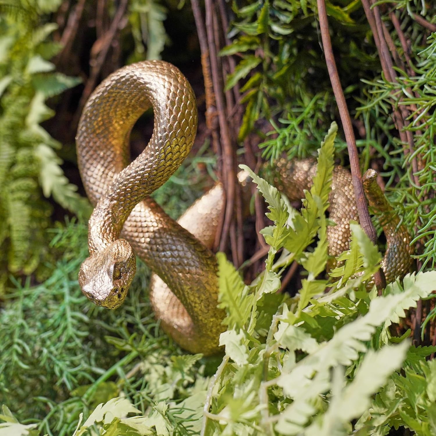 Guichifun Gold Resin Snake Statue - Chinese New Year Home Decor