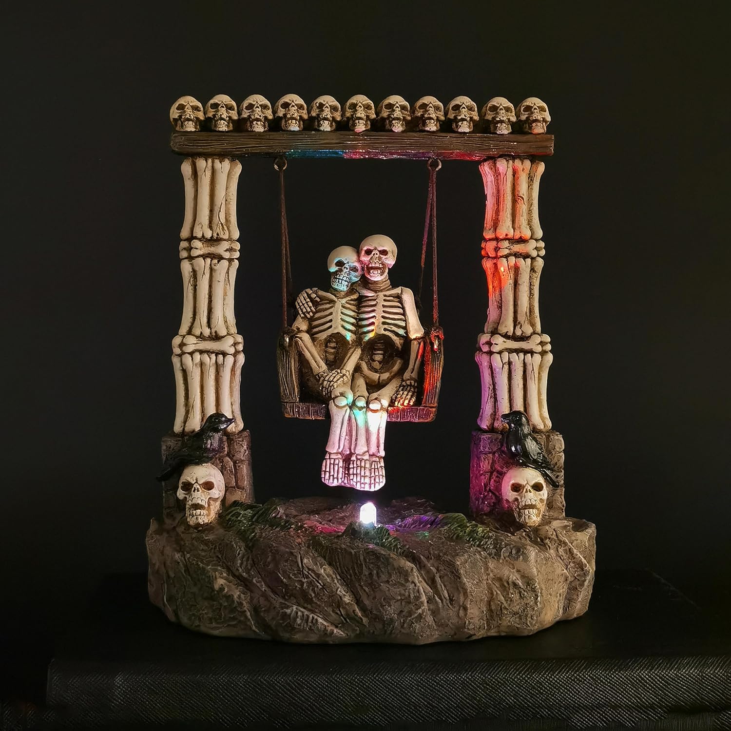 JORAE Swinging Skeleton Couple LED Decor