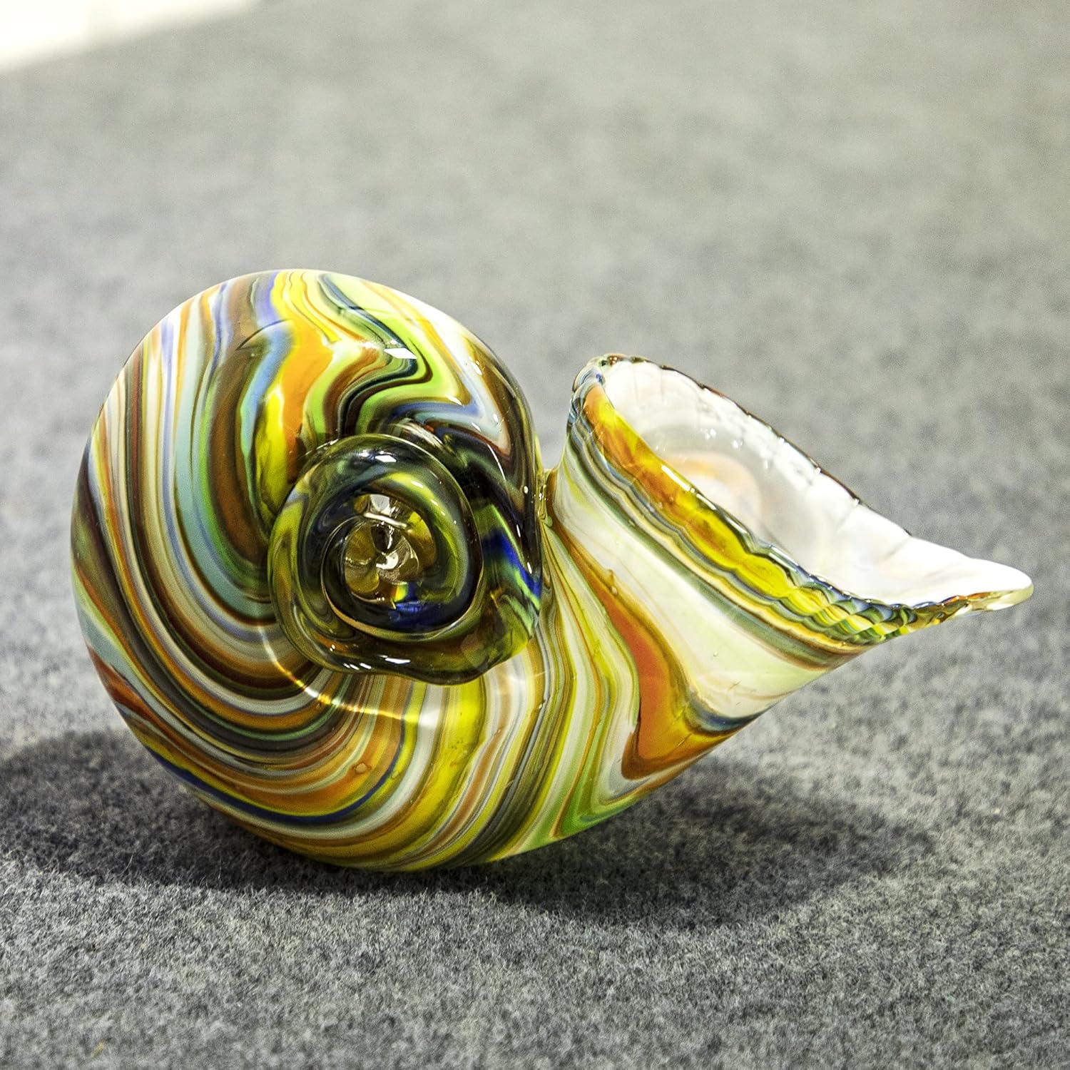 QFkris Multicolor Glass Nautilus Conch Figurine 1